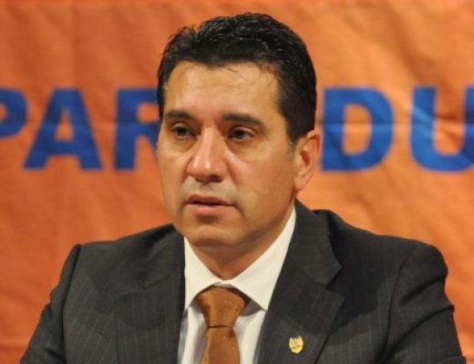 Chiru candidează pentru o funcţie în conducerea centrală a PDL